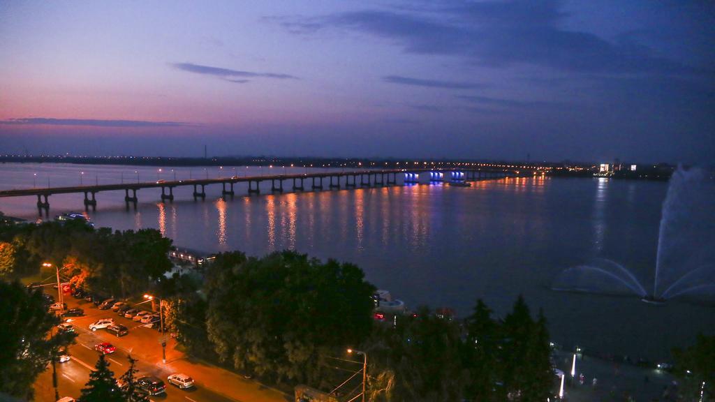 Dnepropetrovsk Hotel Exteriör bild