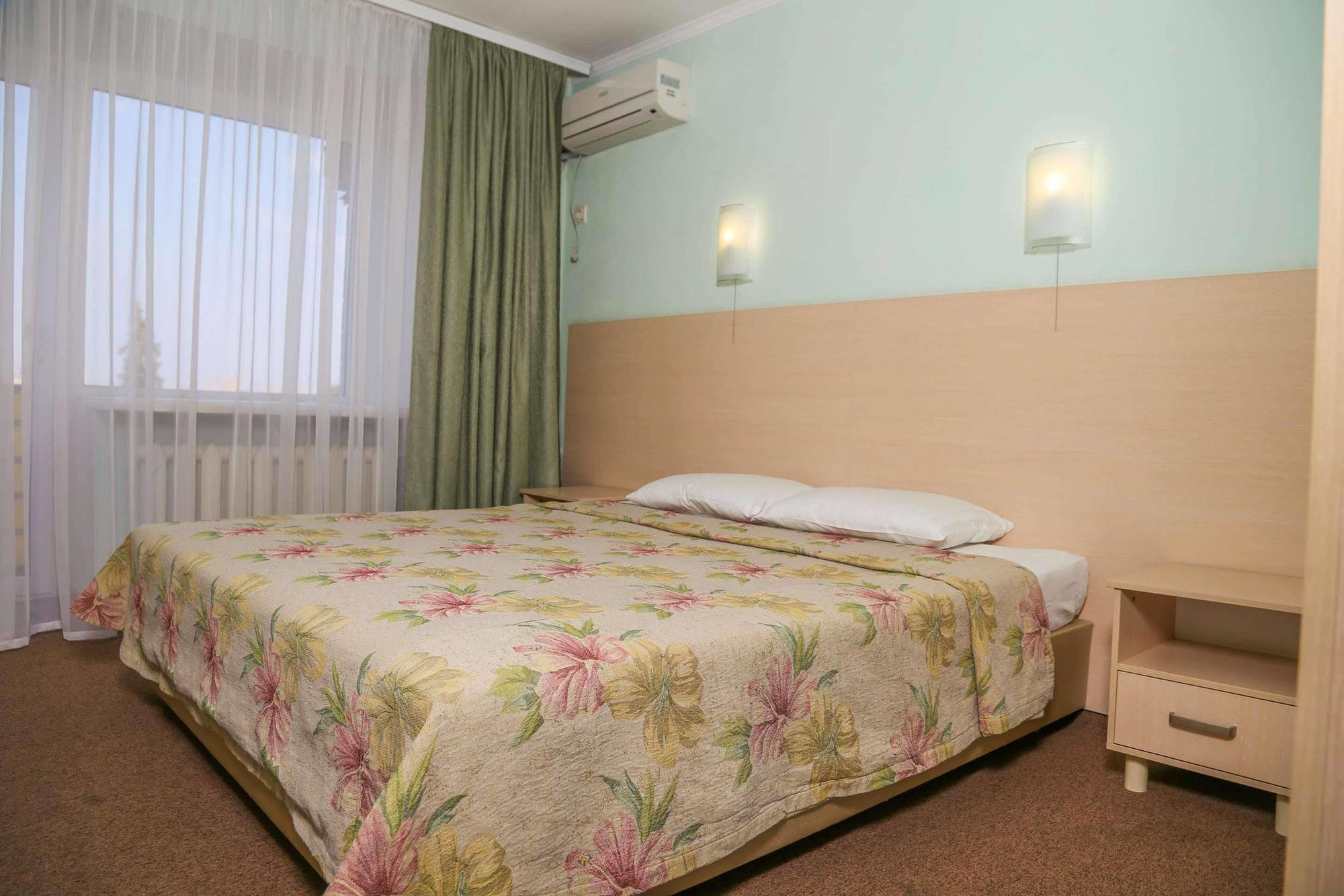 Dnepropetrovsk Hotel Exteriör bild